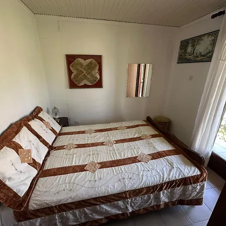House With Garden And View * نيا إيراكليا